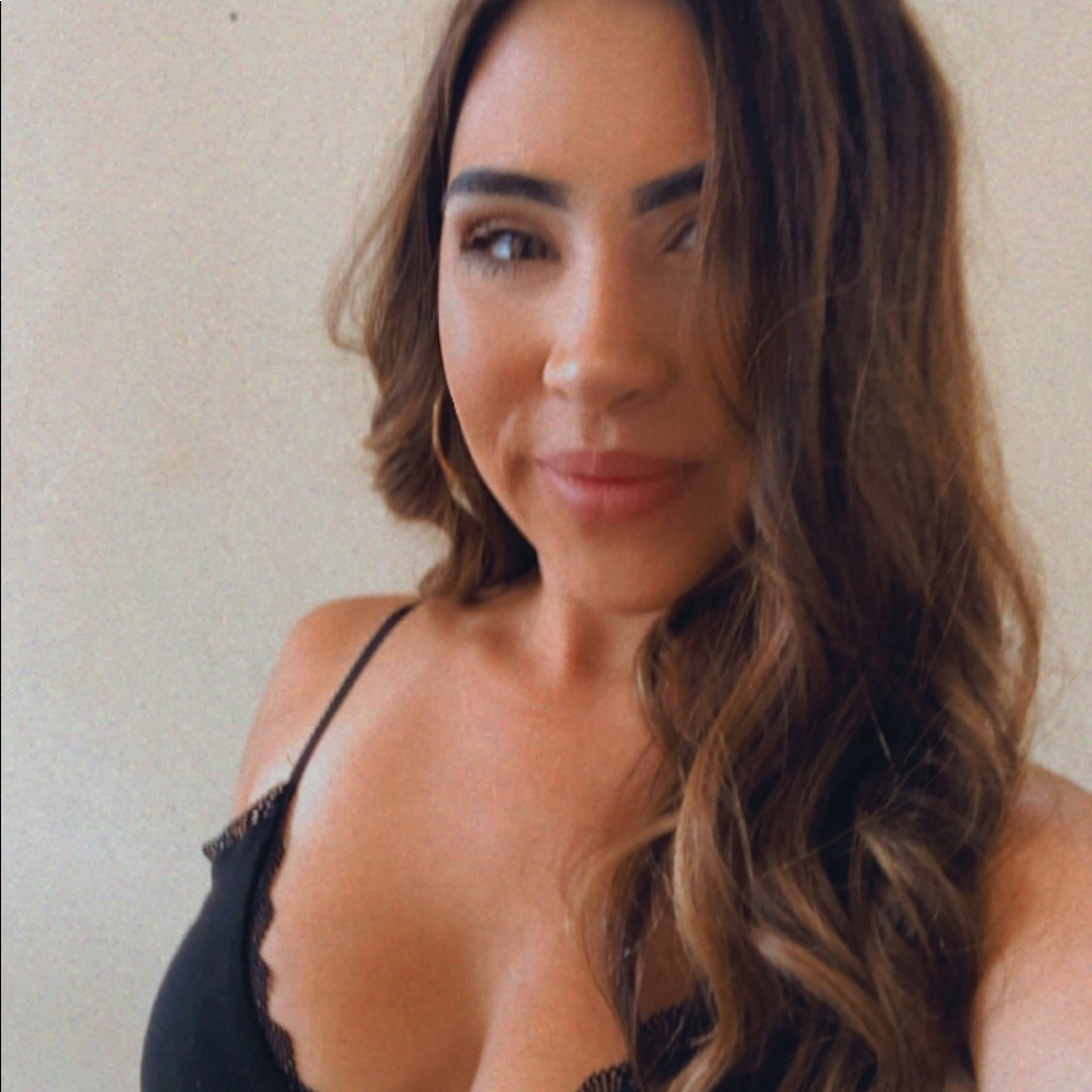 Meet your Posher, Britney